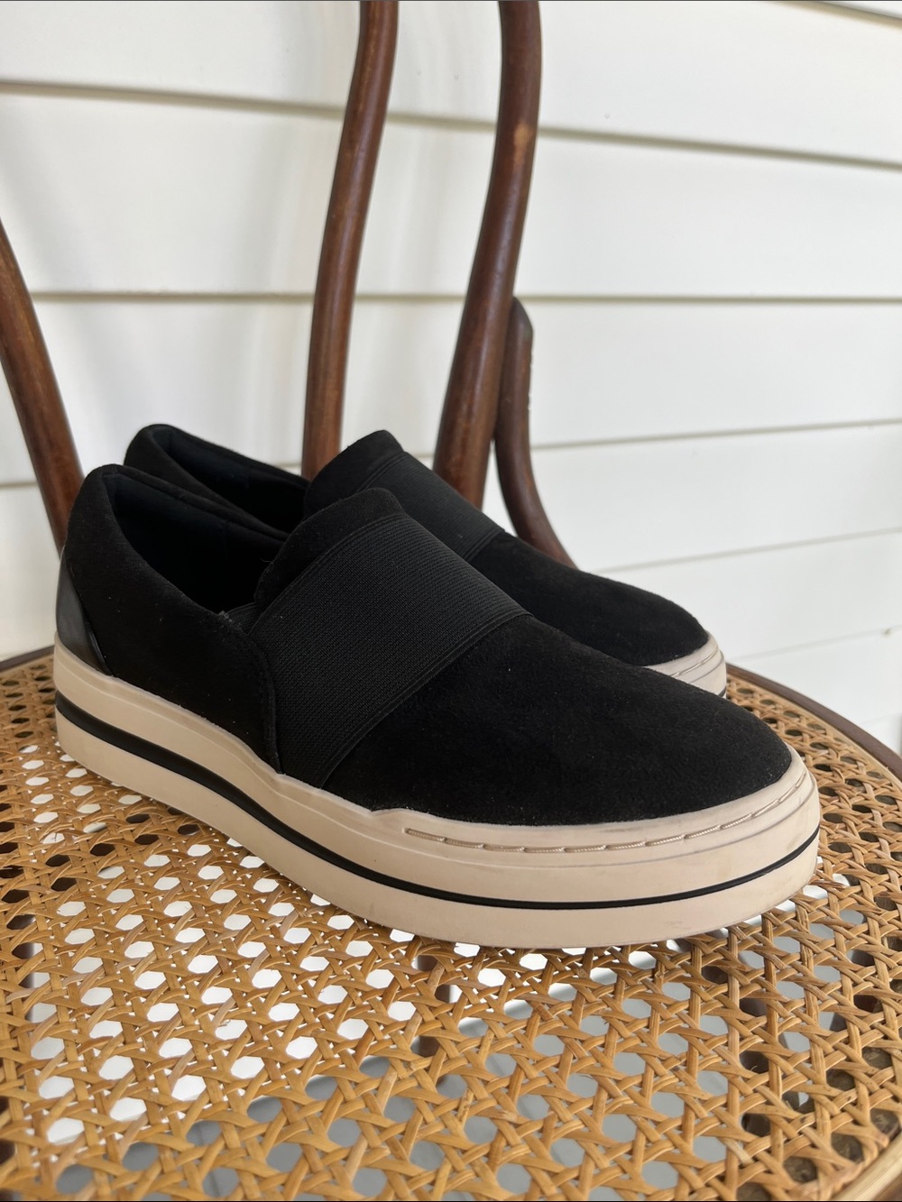 Clarks Cloud-steppers Black Slip-On Platform Loafers with Cream Sole
